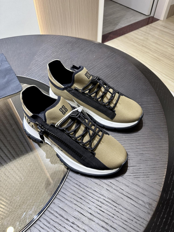 Givenchy Sneakers 660040