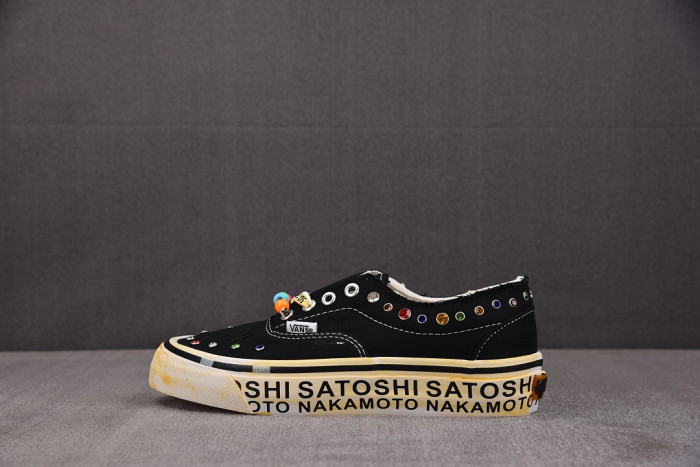Vans x Satoshi Nakamoto VN000TD576