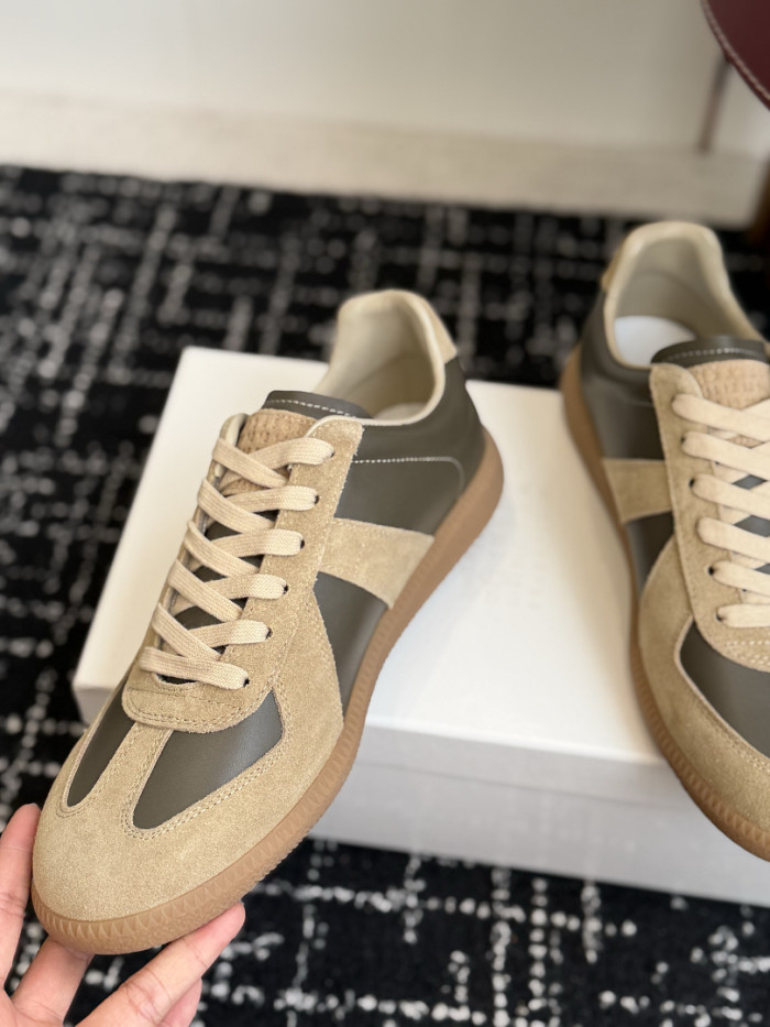 Ma1s0n Marg*e1a CALFSKIN S57WS0435
