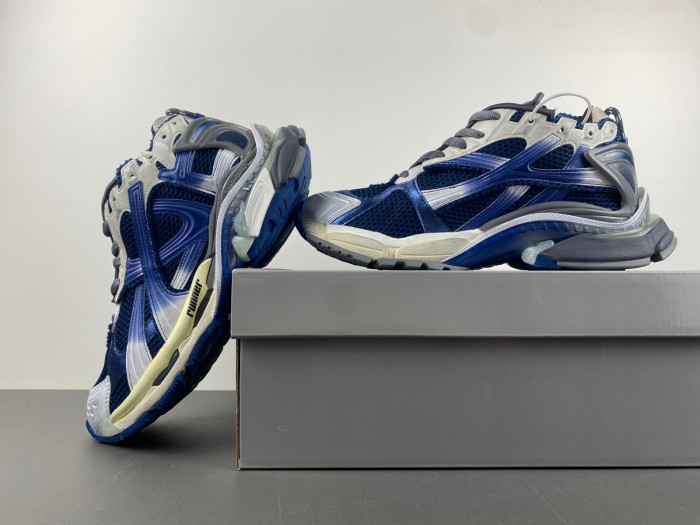 Balenciaga Runner sneaker WRUNG 2410