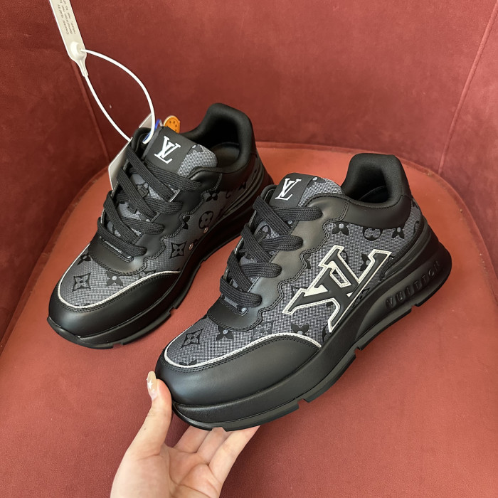 LV snekaers L0000802