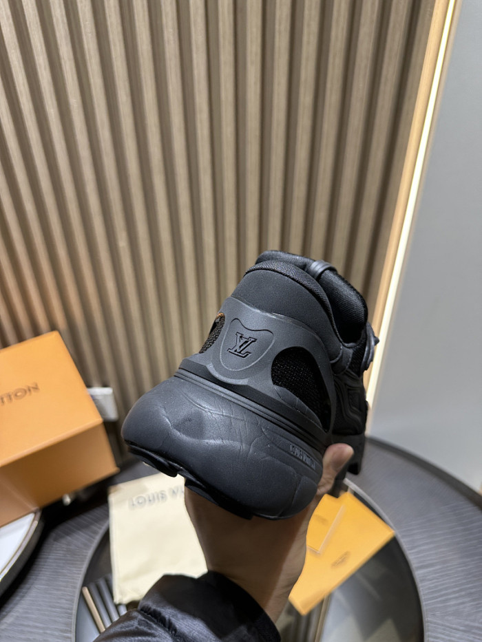 LV snekaers L0000709
