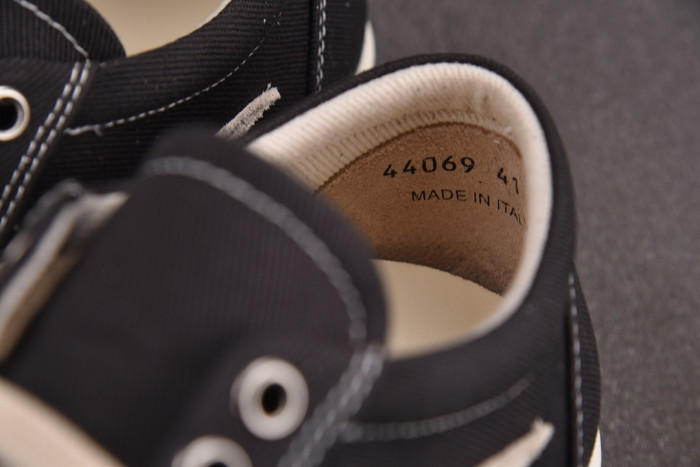 Rick Owe* R0000359