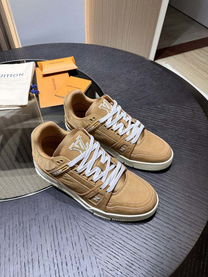LV snekaers L0000397