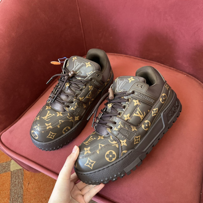 LV snekaers L0000511