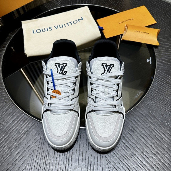 LV snekaers L0000669