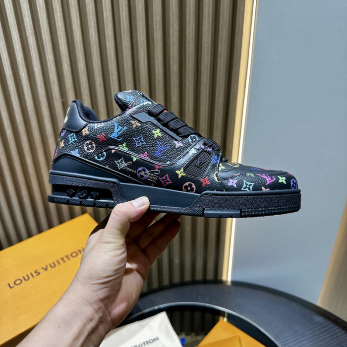 LV snekaers L0000604