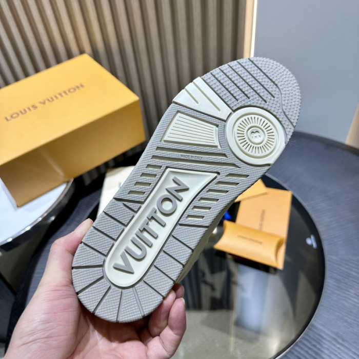 LV snekaers L0000447