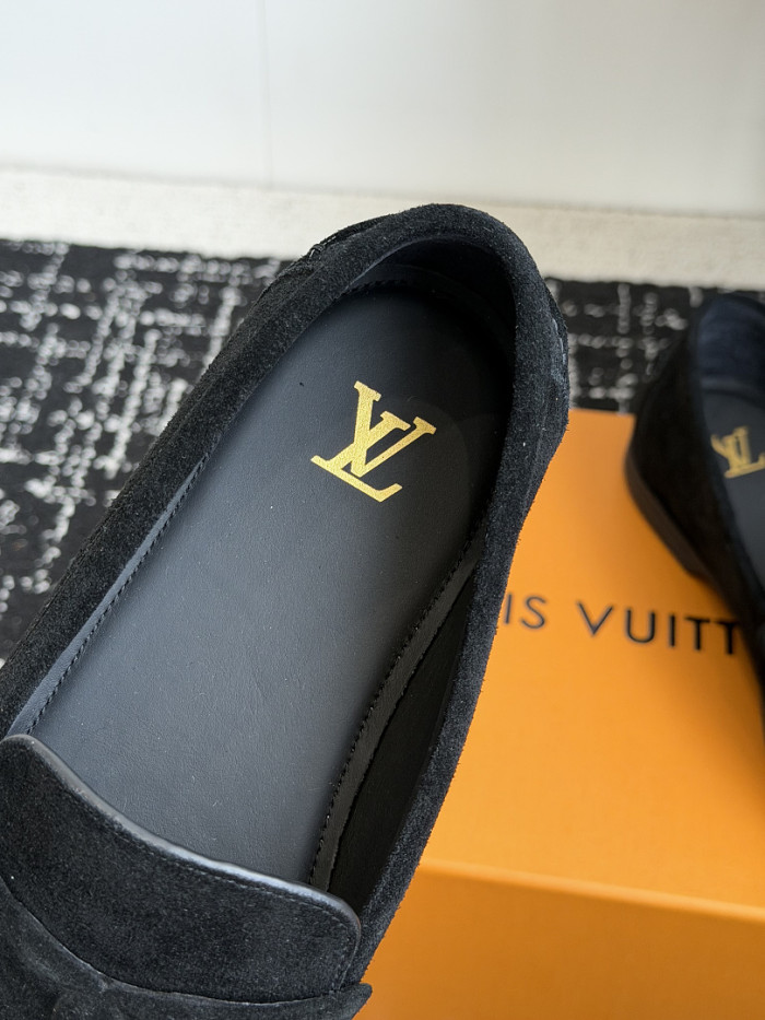 LV LOAFERS L0000843
