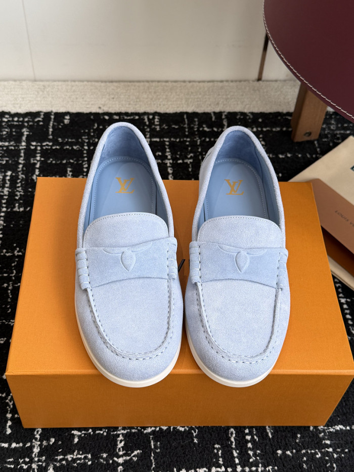 LV LOAFERS L0000841