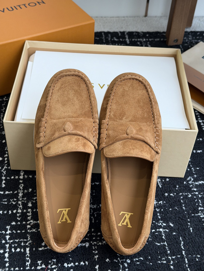 LV LOAFERS L0000842