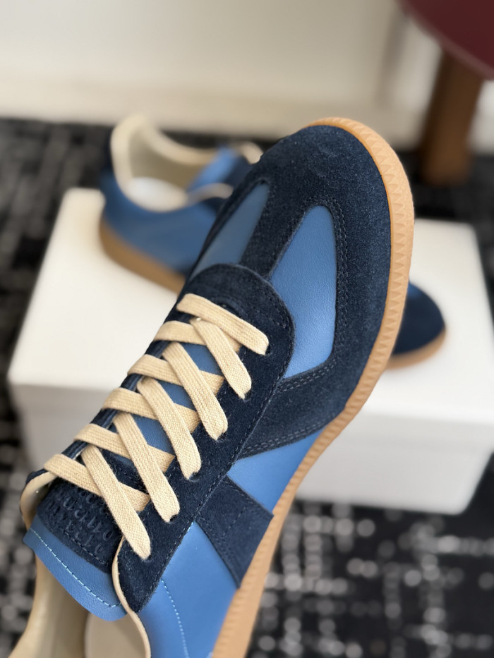 Ma1s0n Marg*e1a CALFSKIN S57WS0436