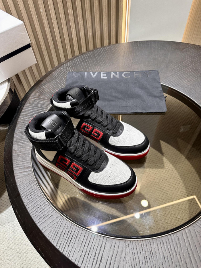 Givenchy Sneakers 660027