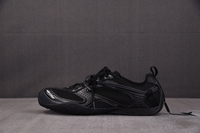 Ba1en*iaga Radar sneaker WILD 1558