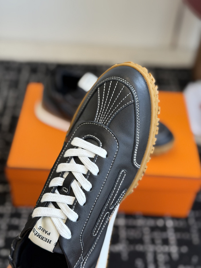 H**me5 sneakers HM117