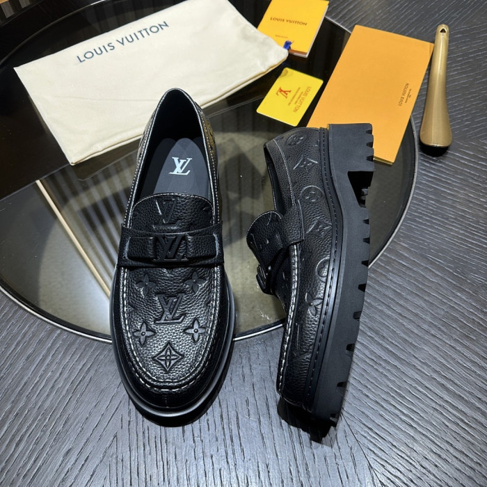 LV LOAFERS L0000749