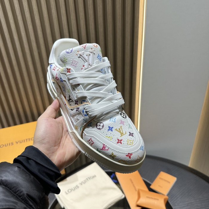 LV snekaers L0000548