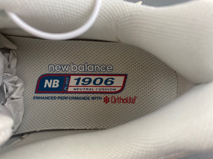 New Balance 1906A Sea Salt Astro Dust M1906AB