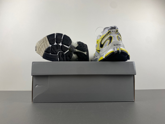 Balenciaga Runner sneaker W3RBXP-9710