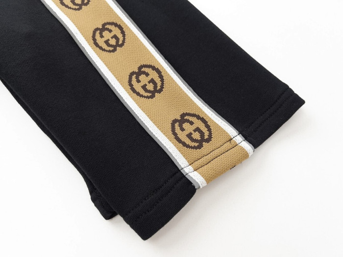 Gv*c1 SHORTS GH29