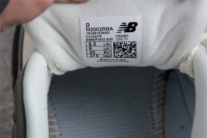 New Balance 2002 M2002RBA