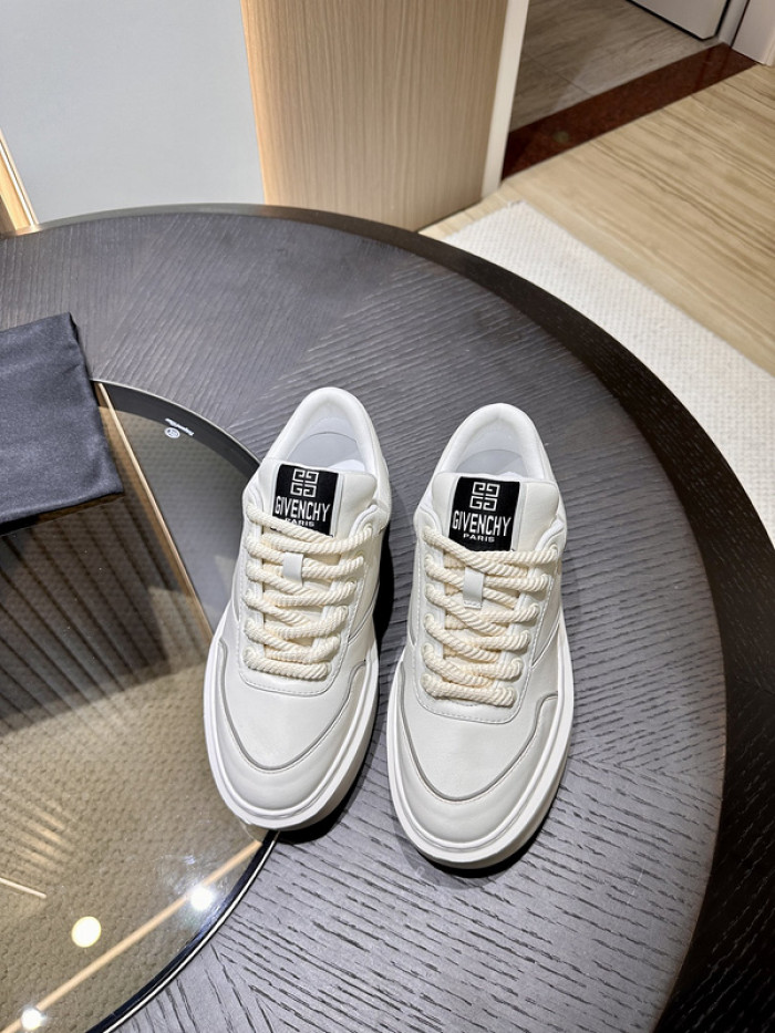 Givenchy Sneakers 660020
