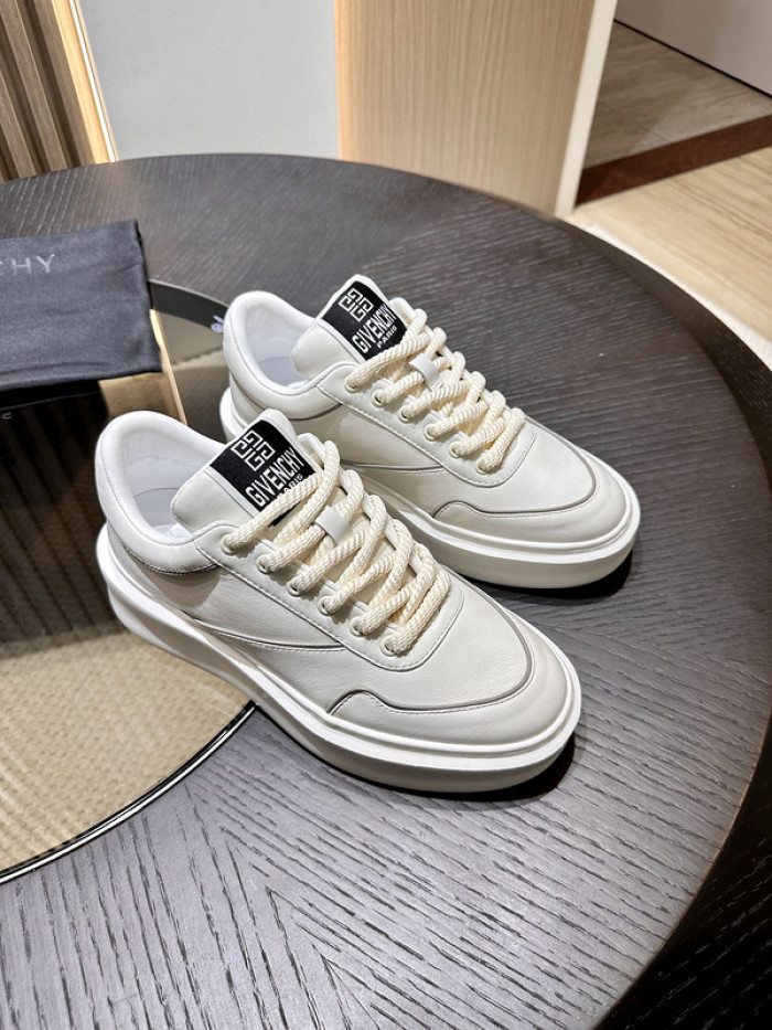 Givenchy Sneakers 660020