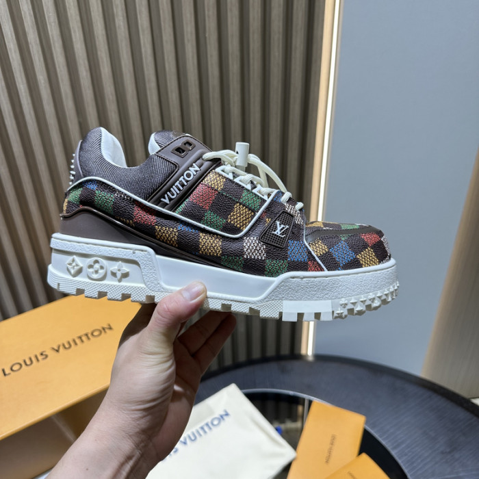 LV snekaers L0000521