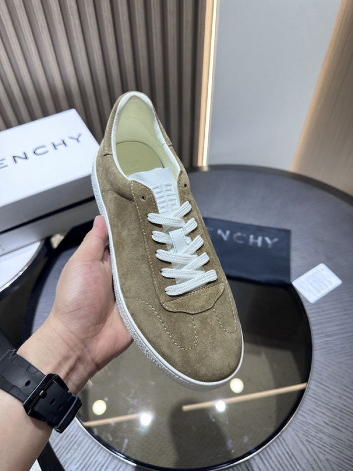 Givenchy Sneakers 660046