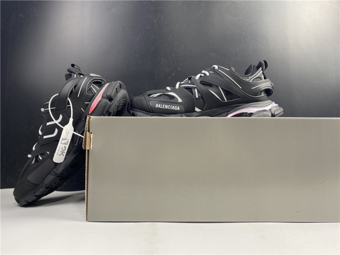 Balenciaga track W1GB1 2045