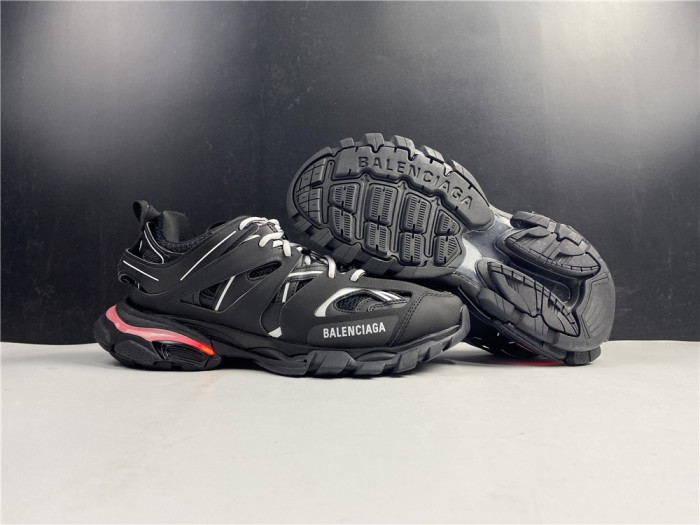 Balenciaga track W1GB1 2045