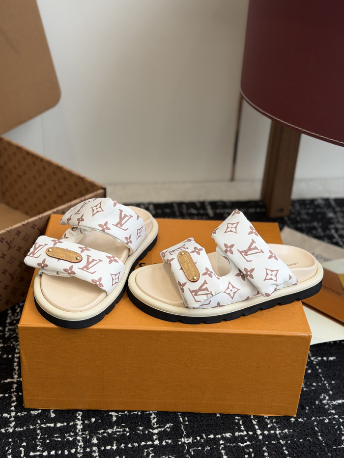 L&V sandal 251