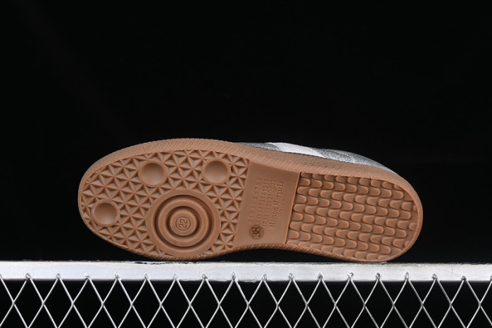 ma*s*n Ma*i*la calfskin silver s58ws0105