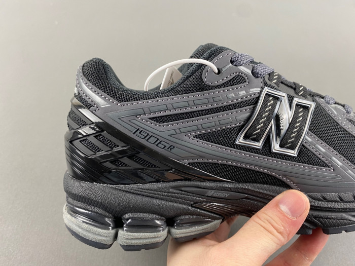 New Balance 1906R Black Phantom M1906RLB