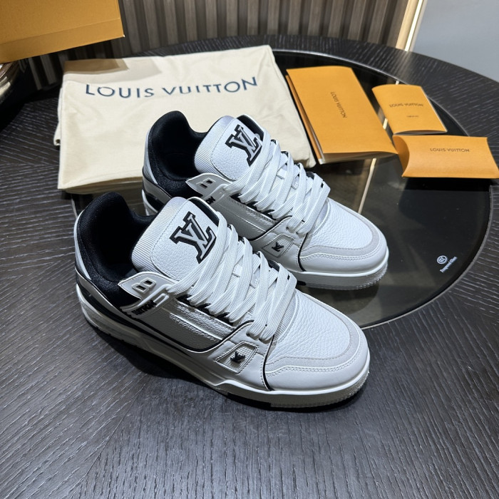 LV snekaers L0000765
