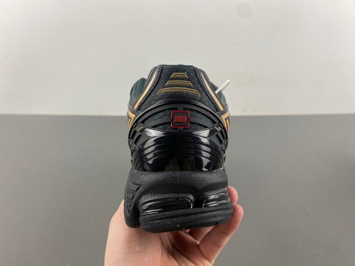 New Balance 1906R Kith Black M1906RKS