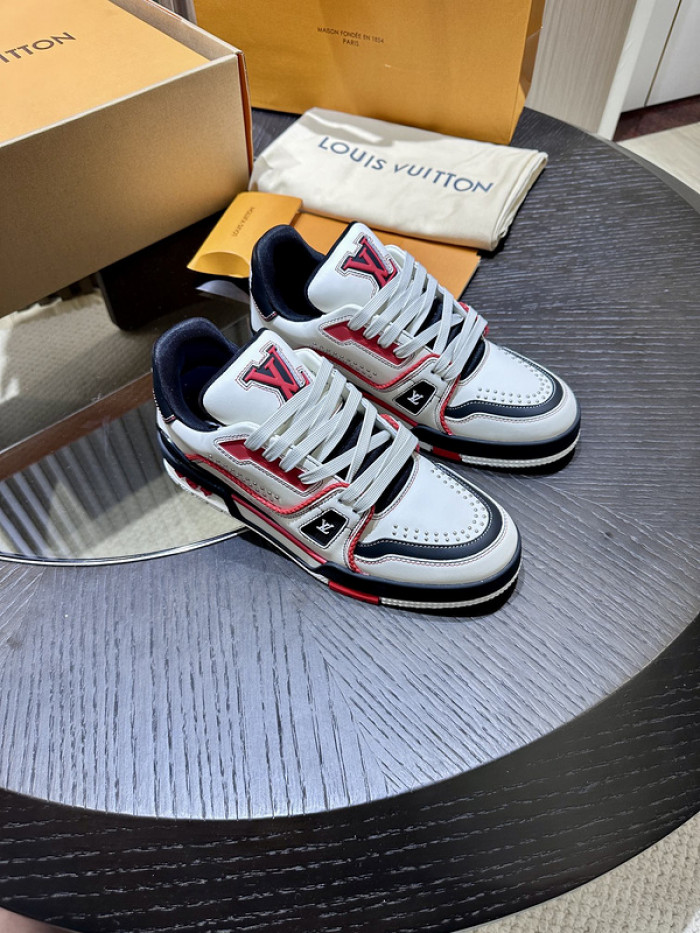 LV snekaers L0000356