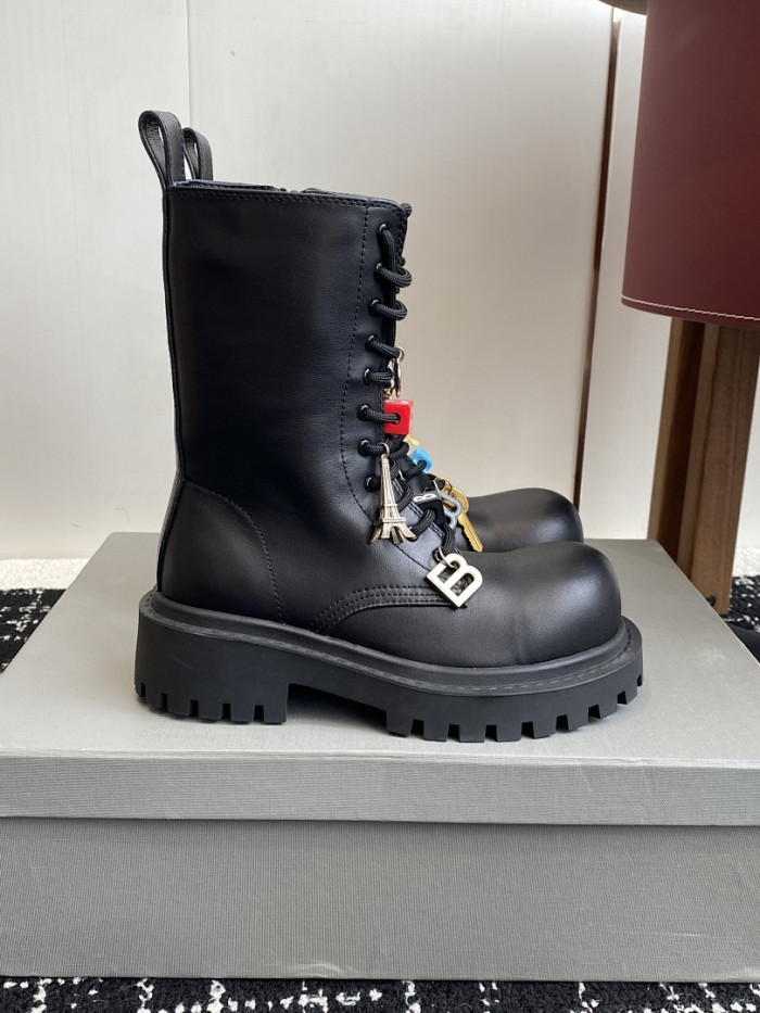 Ba1en*iaga Boots 80000290