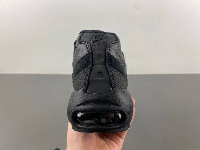 Nike Air Max 95 Essential Triple Black CL3705-001