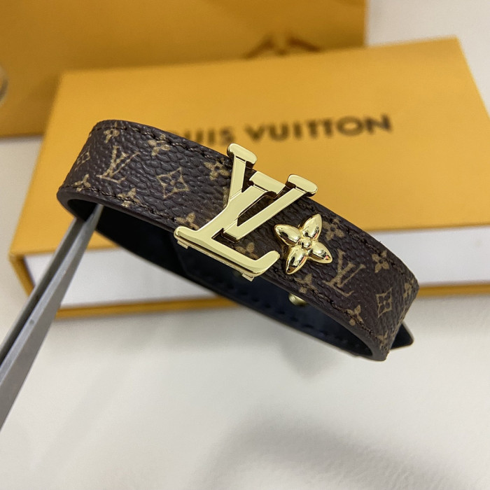 L&V BRACELET LVB03
