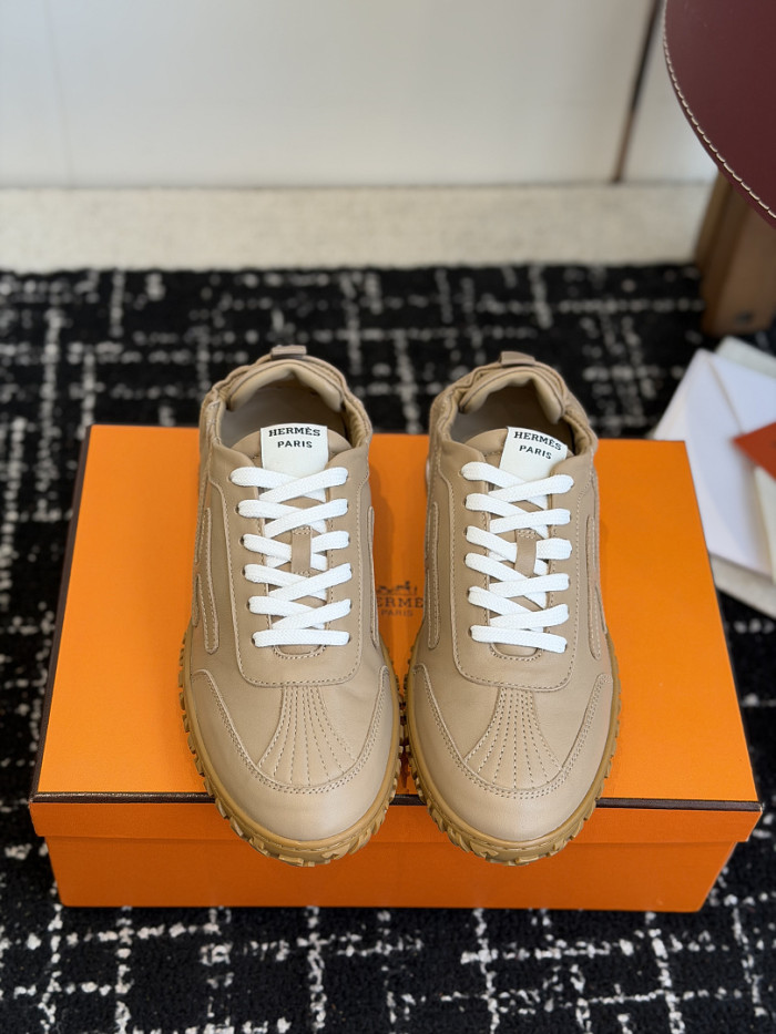 H**me5 sneakers HM115