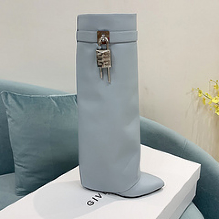 Givenchy Boots 660007