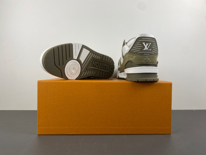 LV snekaers L0000599