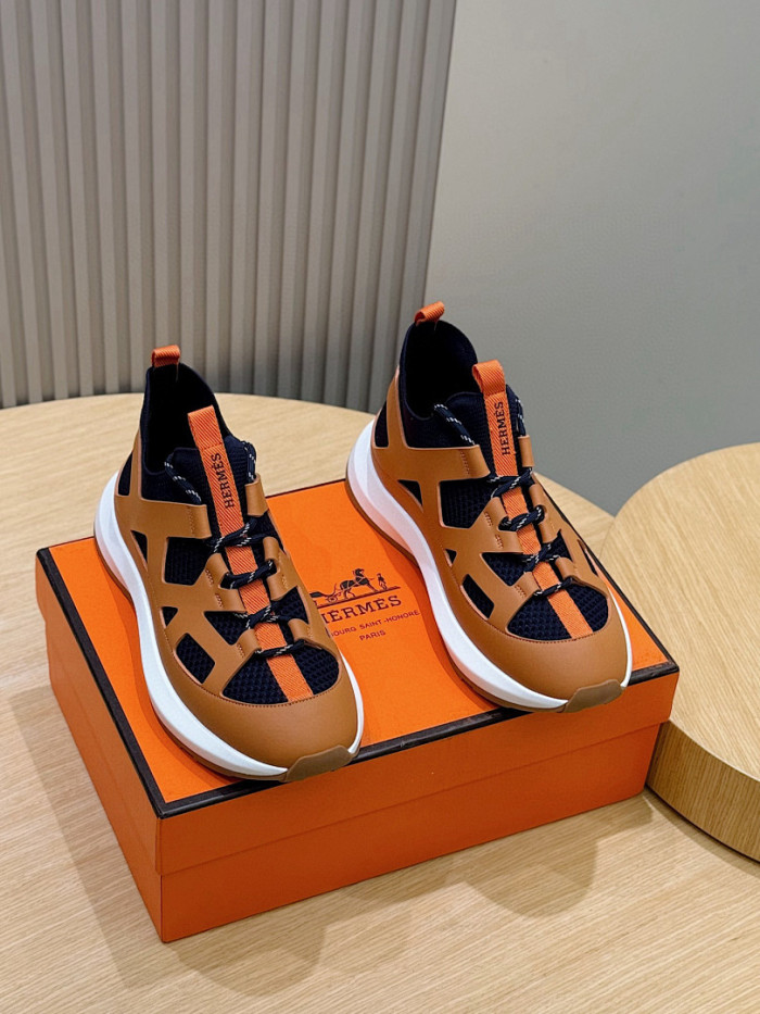 H**me5 sneakers HM107