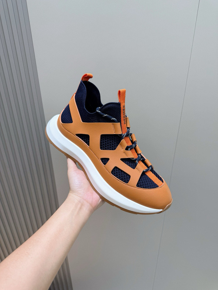 H**me5 sneakers HM107