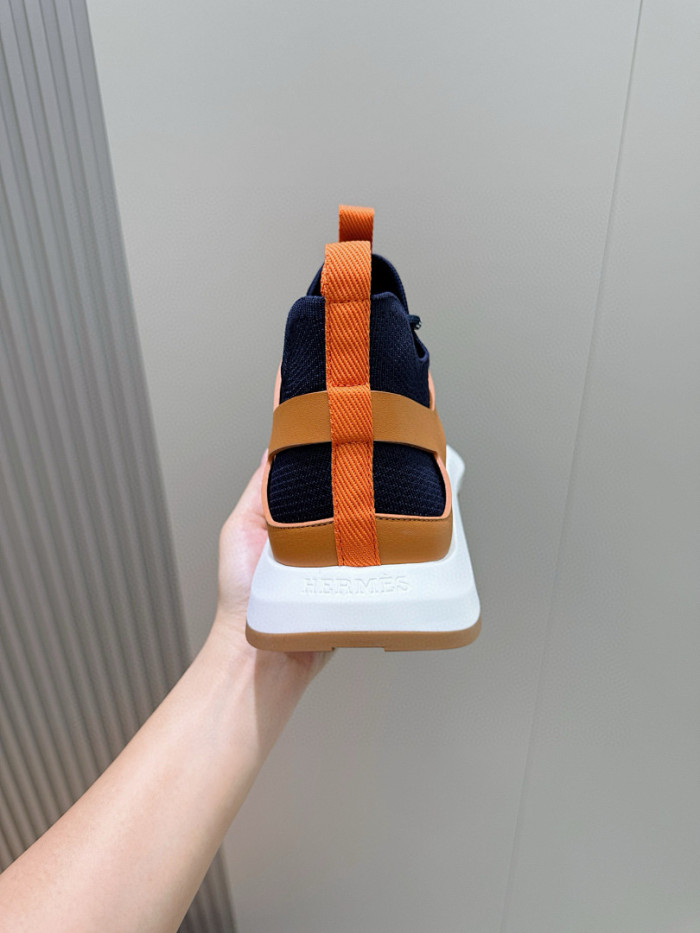 H**me5 sneakers HM107