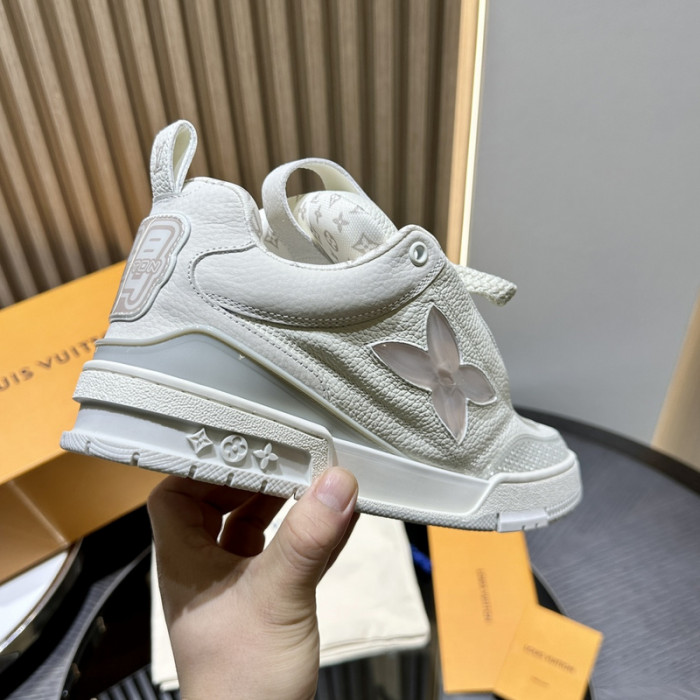 LV snekaers L0000481