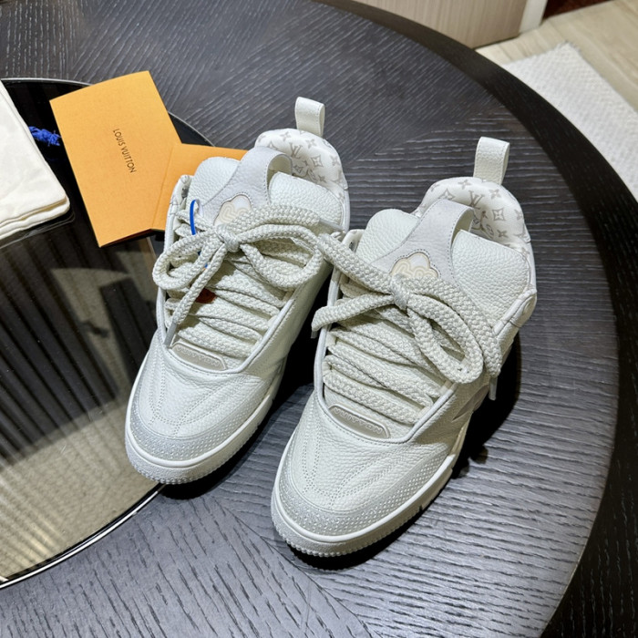 LV snekaers L0000481