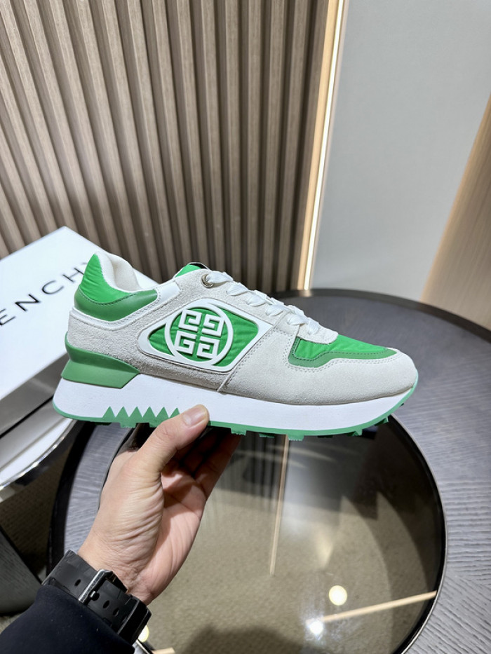 Givenchy Sneakers 660032