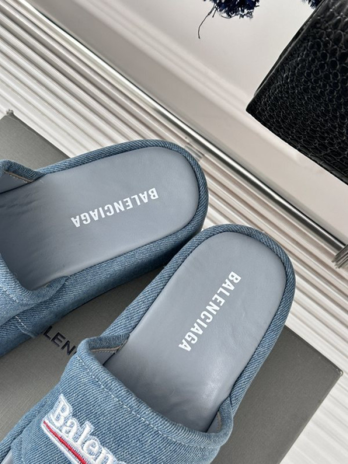 Balenciag* Sandal BS79